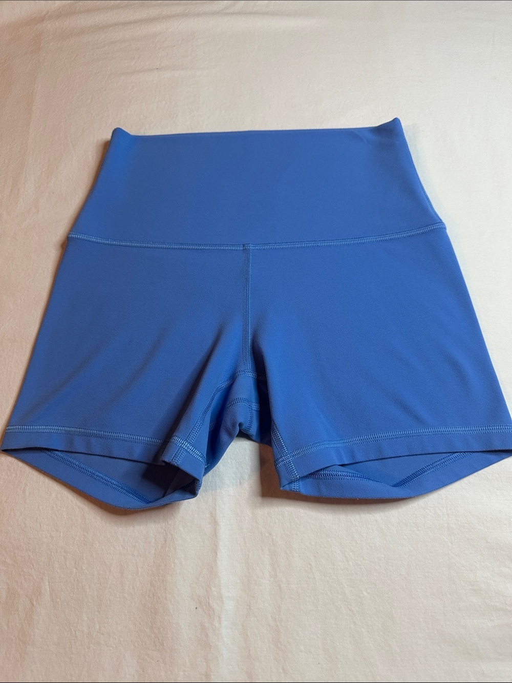 Lululemon Align High-Rise Short 4" Size 4